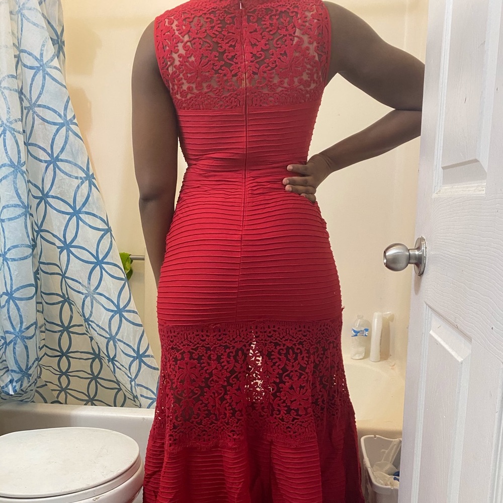 Dress - Picture 2 of 2